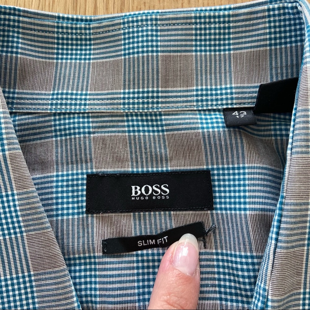 Hugo Boss Plaid Button-Down - Picture 3 of 9